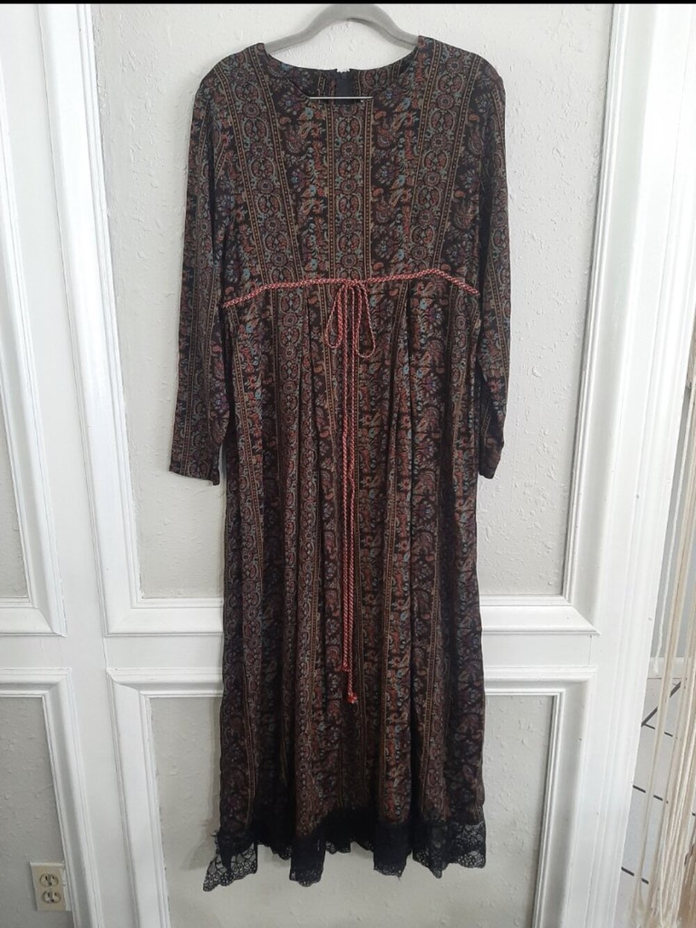 Vintage passport pier one imports dress Paisley boho tassel lace maxi empire 90s